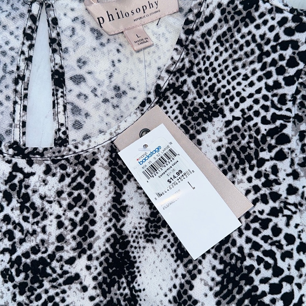 Blouse - Picture 2 of 6